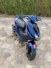 Yamaha aerox 50