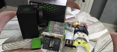 Xbox Series X 1Tb + 4Tb giochi pad cuffie e acc