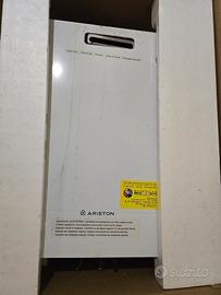 Scaldabagno gas Ariston Next Outdoor 11ng