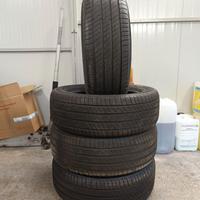 Pneumatici 215/55 R17 Michelin