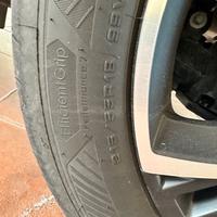 Goodyear-EfficientGrip Performance 2-215/55 R18