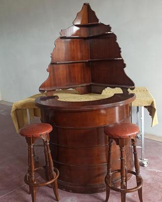mobile BAR ad angolo