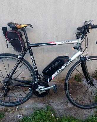 Bici da corsa elettrica