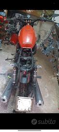 moto Guzzi v 50