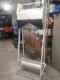 Imbustatrice per abiti