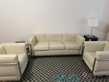 Set Le Corbusier LC2- 2 Poltrone + Divano