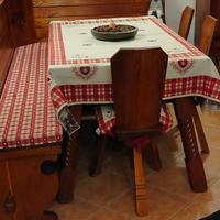 Tavolo sedie e panca tirolesi 
