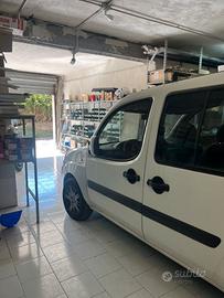 Furgone cinque porte