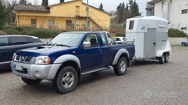 Pickup NISSAN NAVARA D22
