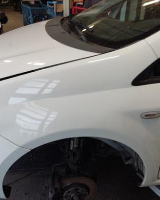 Parafango sinistro FIAT GRANDE PUNTO del 2014