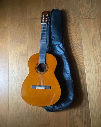 Yamaha CS40 Chitarra Classica in abete rosso