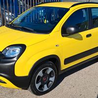 Fiat Panda 1.0 FireFly S&S Hybrid City Cross