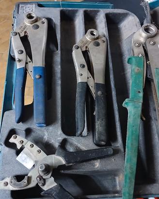 kit pinze/ganasce Geberit