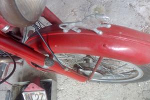 Benelli Leoncino 125