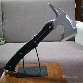 Ascia Leon Resident Evil Requiem