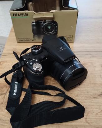 FUJIFILM FINEPIX S4900 - WIDE 24mm /14 Mp/3.0 LCD