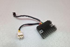 REGOLATORE TENSIONE APRILIA DORSODURO 750 2008 200