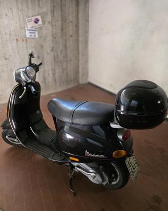 Vespa Piaggio ET4 125
