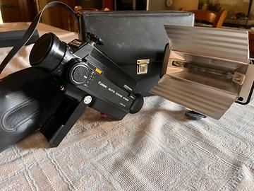 Videocamera vintage CANON AUTO ZOOM 318M