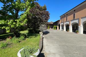 CASA INDIPENDENTE A DELLO