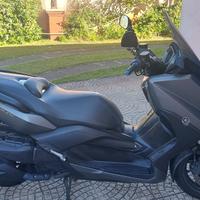 Yamaha X-Max 400 passaggio incluso sempre garage