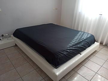 Letto matrimoniale Pianca con contenitore