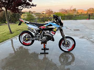 Husquarna sm 125