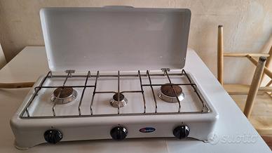 cucina a gas 3 fuochi