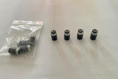 Tappi coprivalvole Mazda carbon look universali