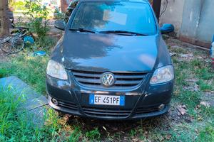 VW Fox grigia 