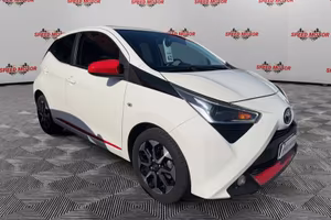 Toyota Aygo 1.0 VVT-i x-play MMT Automatica! ...
