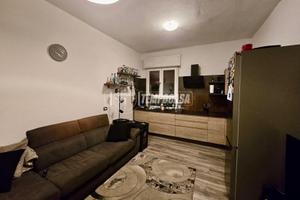 Trilocale ristrutturato ultimo piano