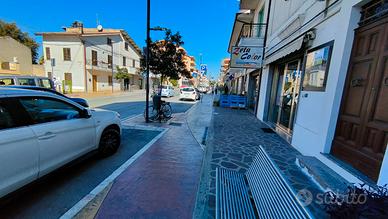 Chieti scalo locale fronte strada viale abruzzo