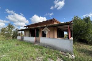 CASA INDIPENDENTE A CASTELNUOVO DI PORTO