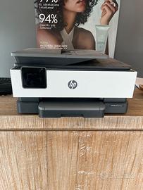 HP OfficeJet 8012e Wi-Fi Multifunzione –
