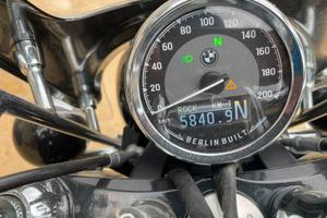 Bmw r18