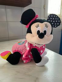 Minnie gattona con me