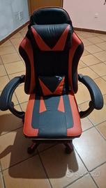 Sedia gaming pari al nuovo