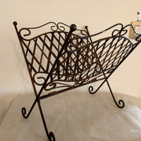 Portariviste da terra in metallo stile romantico