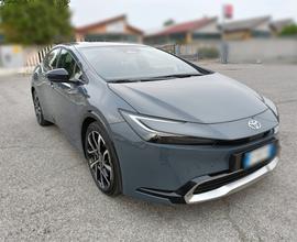 Toyota Prius 2.0 Plug-in Hybrid Lounge