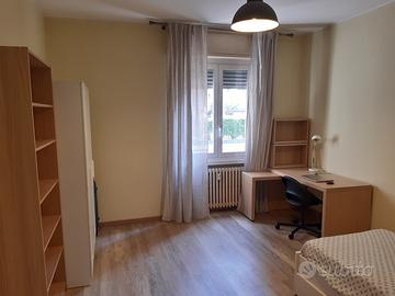Stanza a Paderno Dugnano