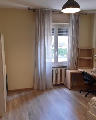Stanza a Paderno Dugnano