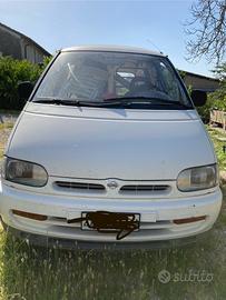 Nissan cargo vanette 2,3