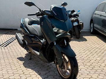 Yamaha Xmax 125 tech max 2024
