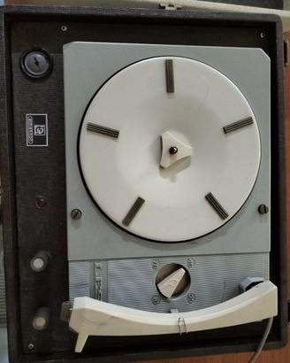 Giradischi d'epoca Elmephon con equipaggio Lesa