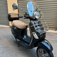 Vespa LX125ie