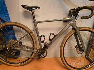 Bici Gravel Cube Nuroad EX 2024