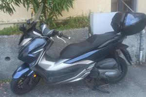 Honda forza 300 Deluxe