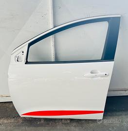 Porta anteriore sinistra Toyota Yaris