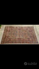 Tappeto persiano antico